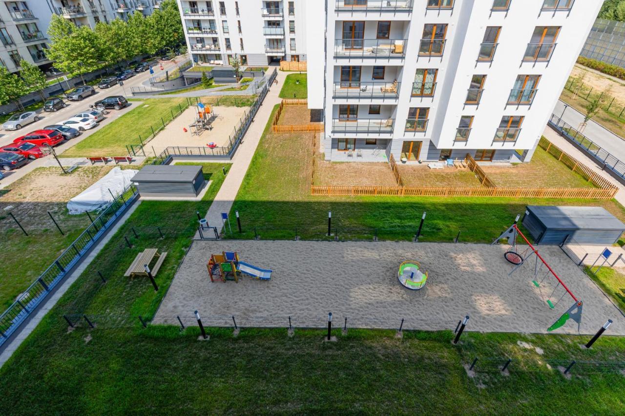 Ursus Sunny Studio For 4 Guests With Parking & Balcony By Noclegi Renters 华沙 外观 照片